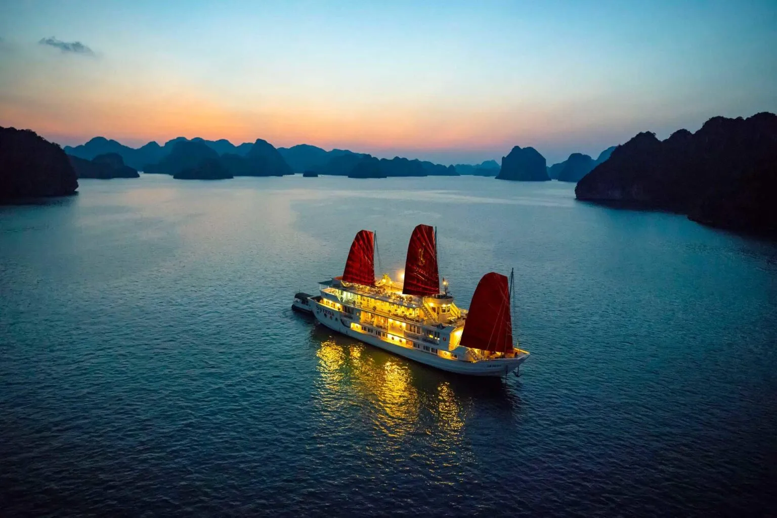 Sapa and Ha Long bay bus